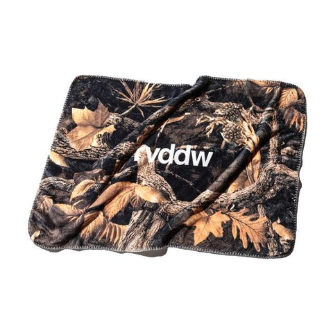 BOTANICAL CAMO FLEECE BLANKET